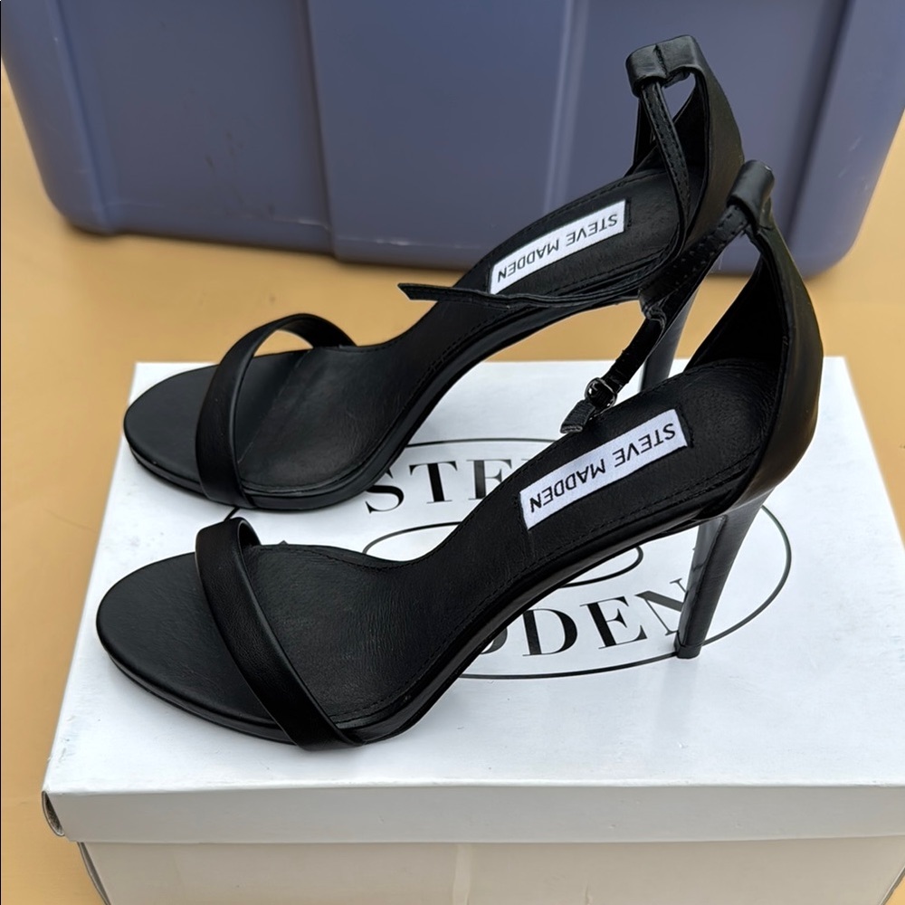 Steve Madden heels